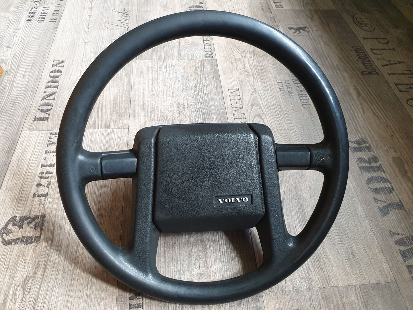 Volvo 940 Black Steering Wheel and Cover 1273885, 1273884